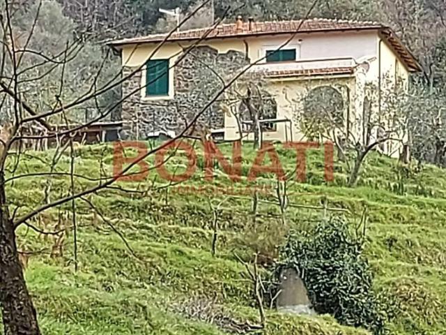 Villa in vendita a La Spezia SP
