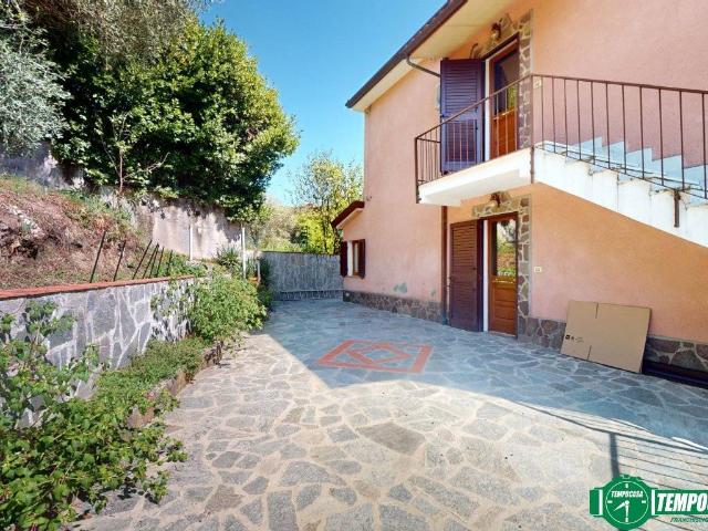 Villa in vendita a La Spezia SP
