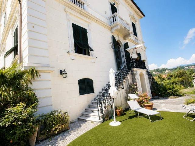 Villa in vendita a La Spezia SP