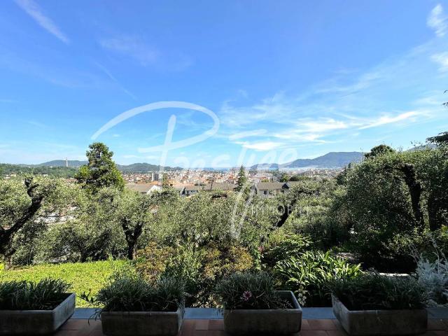 Villa in vendita a La Spezia SP