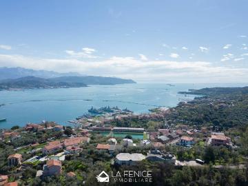 Villa in vendita a La Spezia SP