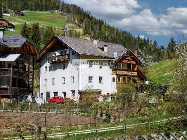 Villa in vendita a La Valle BZ