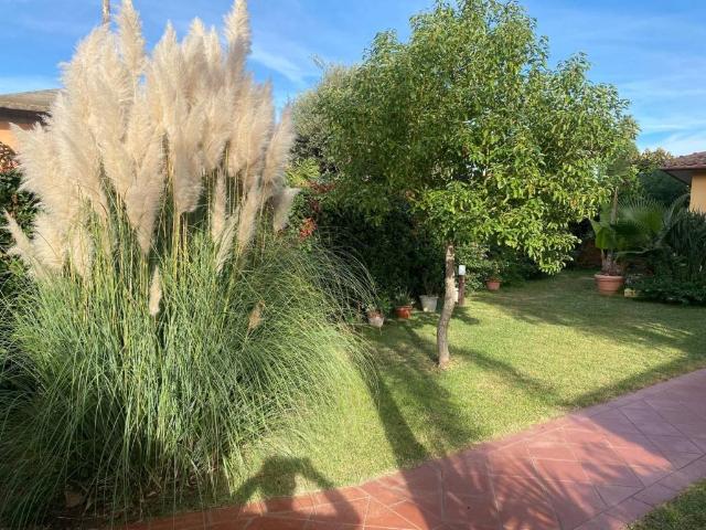 Villa in vendita a Ladispoli RM