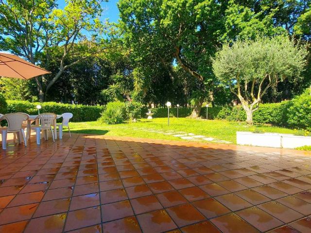 Villa in vendita a Ladispoli RM