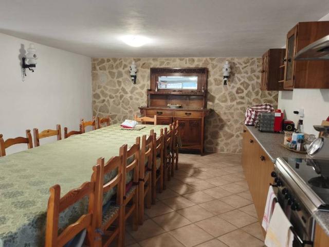 Villa in vendita a Laghi VI
