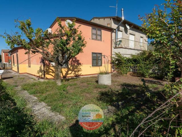 Villa in vendita a Lagosanto FE