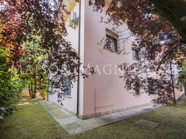 Villa in vendita a Lagosanto FE