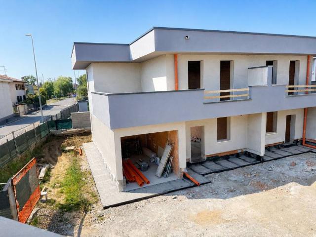 Villa in vendita a Lainate MI