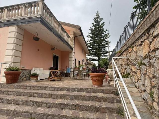 Villa in vendita a Lamezia Terme CZ