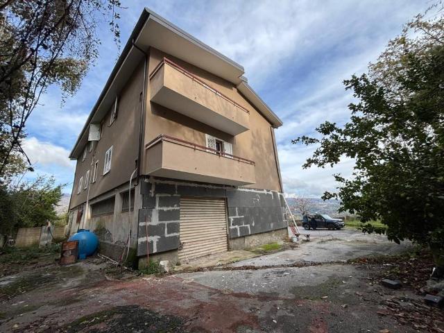 Villa in vendita a Lamezia Terme CZ