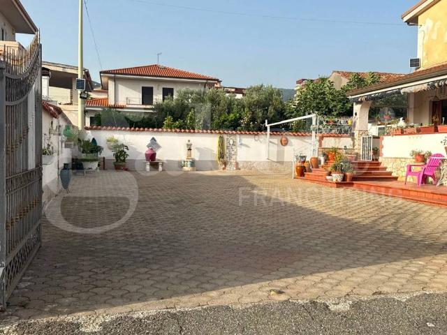 Villa in vendita a Lamezia Terme CZ