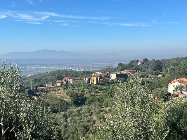 Villa in vendita a Lamporecchio PT