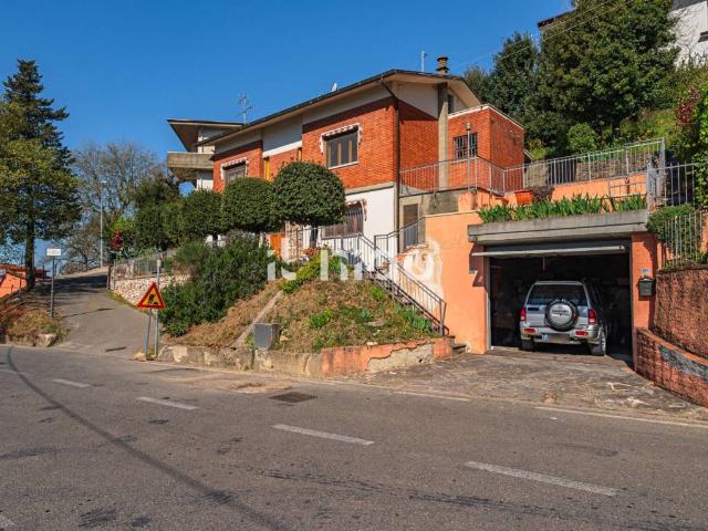 Villa in vendita a Lamporecchio PT