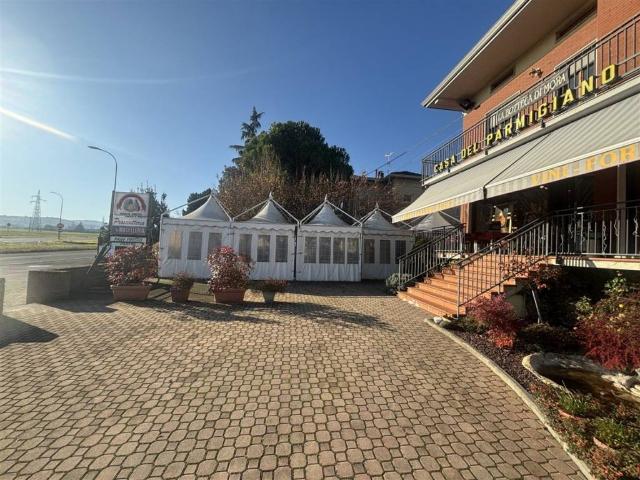 Villa in vendita a Langhirano PR