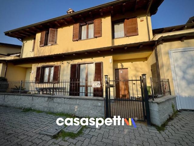 Villa in vendita a Landriano PV
