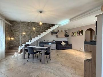 Villa in vendita a Lanuvio RM