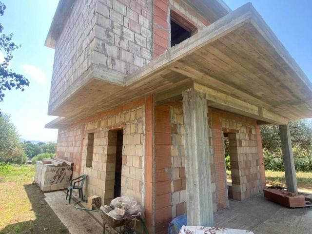Villa in vendita a Lanuvio RM