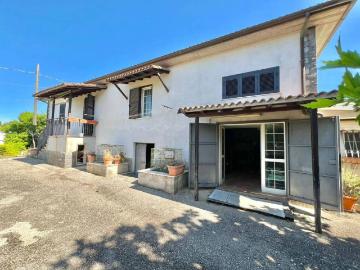 Villa in vendita a Lanuvio RM