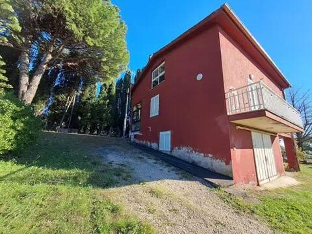 Villa in vendita a Lanuvio RM