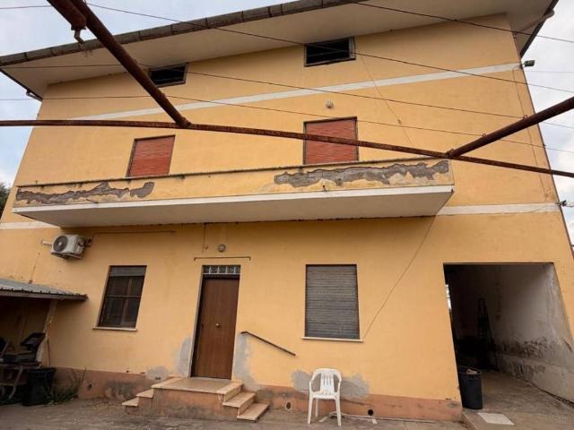 Villa in vendita a Lanuvio RM