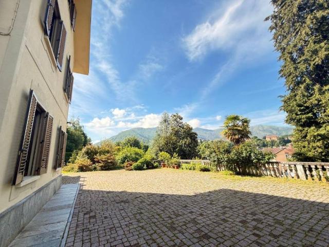 Villa in vendita a Lanzo Torinese TO