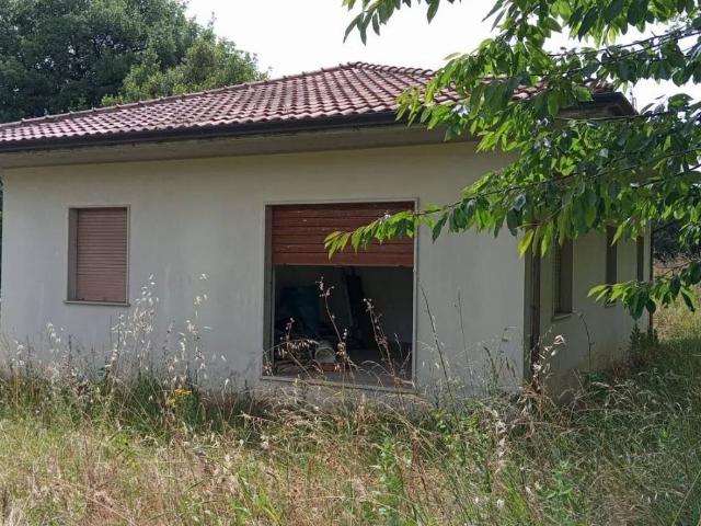 Villa in vendita a Lapio AV