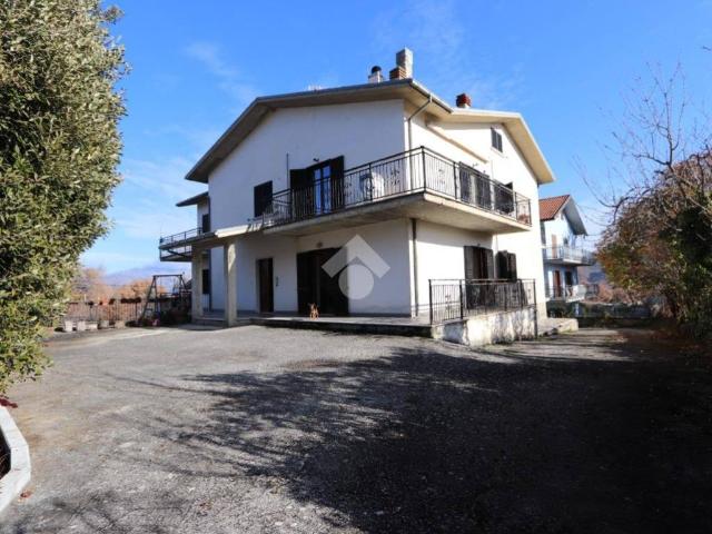 Villa in vendita a L'Aquila AQ