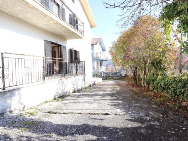 Villa in vendita a L'Aquila AQ