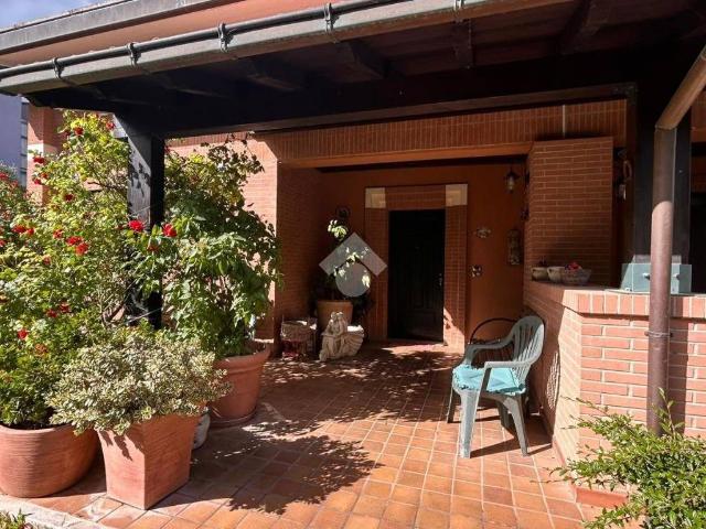 Villa in vendita a L'Aquila AQ