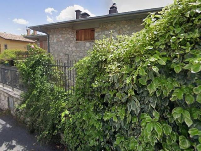 Villa in vendita a L'Aquila AQ
