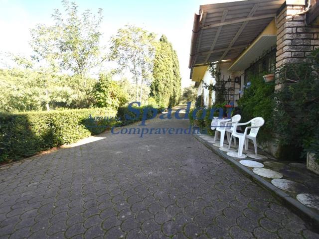 Villa in vendita a Larciano PT