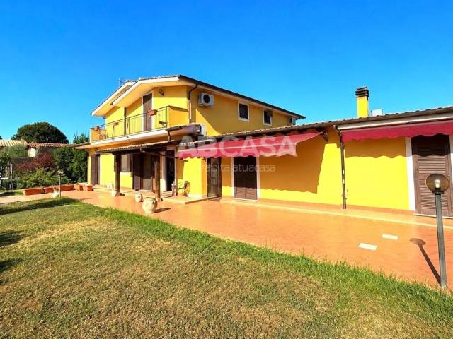 Villa in vendita a Lariano RM