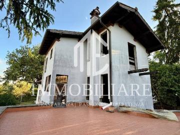 Villa in vendita a Lariano RM
