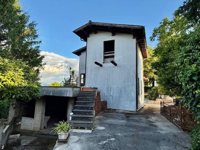 Villa in vendita a Lariano RM
