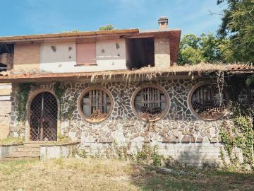 Villa in vendita a Lariano RM
