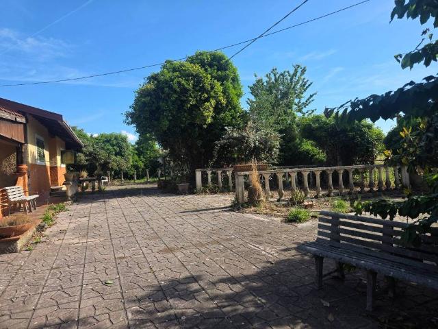 Villa in vendita a Lariano RM