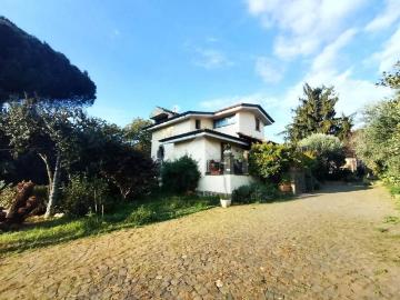 Villa in vendita a Lariano RM