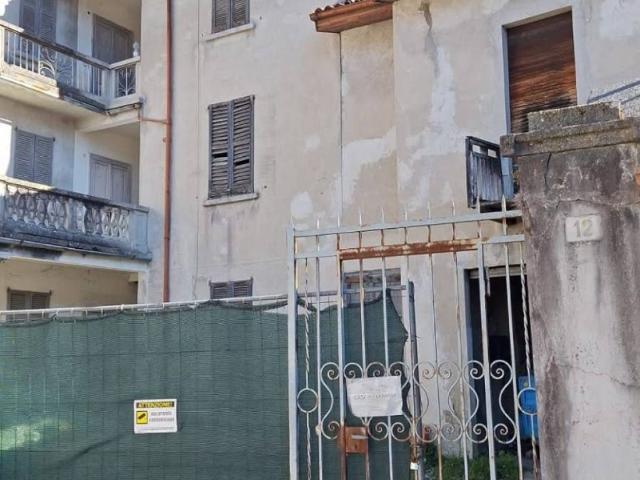 Villa in vendita a Lasnigo CO