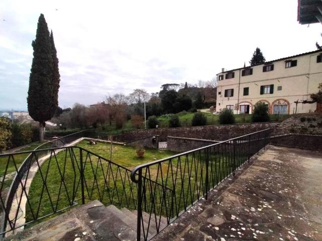 Villa in vendita a Lastra a Signa FI