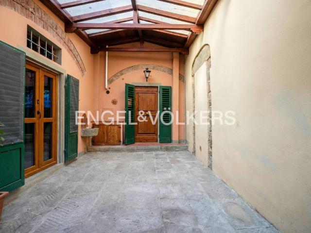 Villa in vendita a Lastra a Signa FI