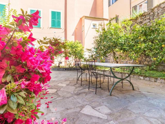 Villa in vendita a Levanto, Levanto