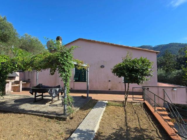Villa in vendita a Levanto SP