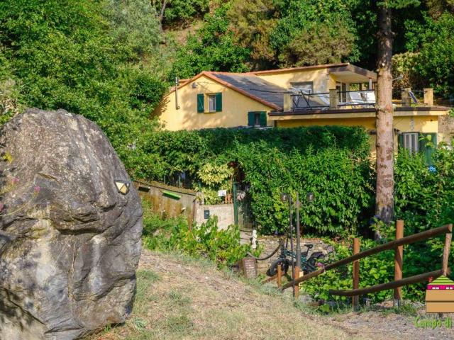 Villa in vendita a Levanto SP