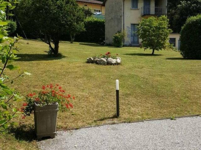 Villa in vendita a Lezzeno CO