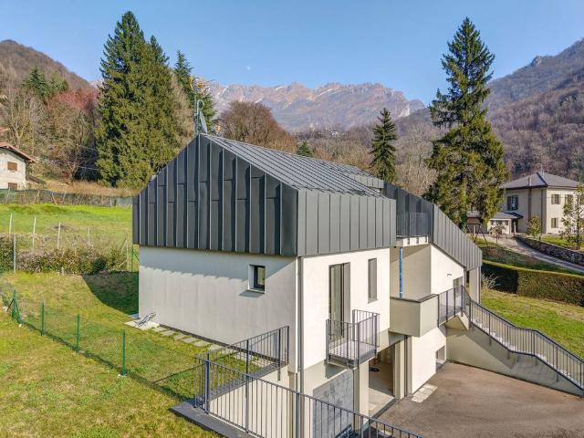 Villa in vendita a Lecco LC