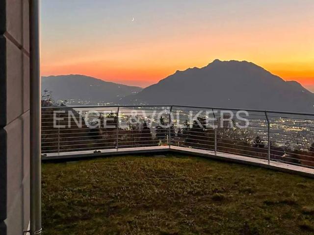 Villa in vendita a Lecco LC