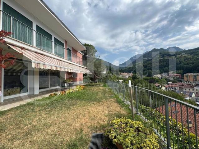 Villa in vendita a Lecco LC