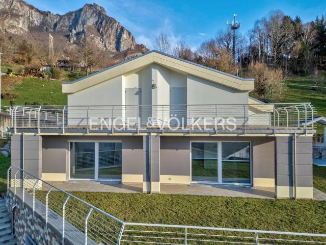 Villa in vendita a Lecco LC