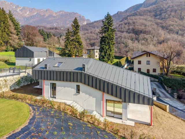 Villa in vendita a Lecco LC