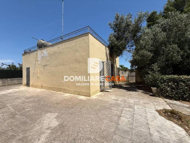 Villa in vendita a Arnesano LE